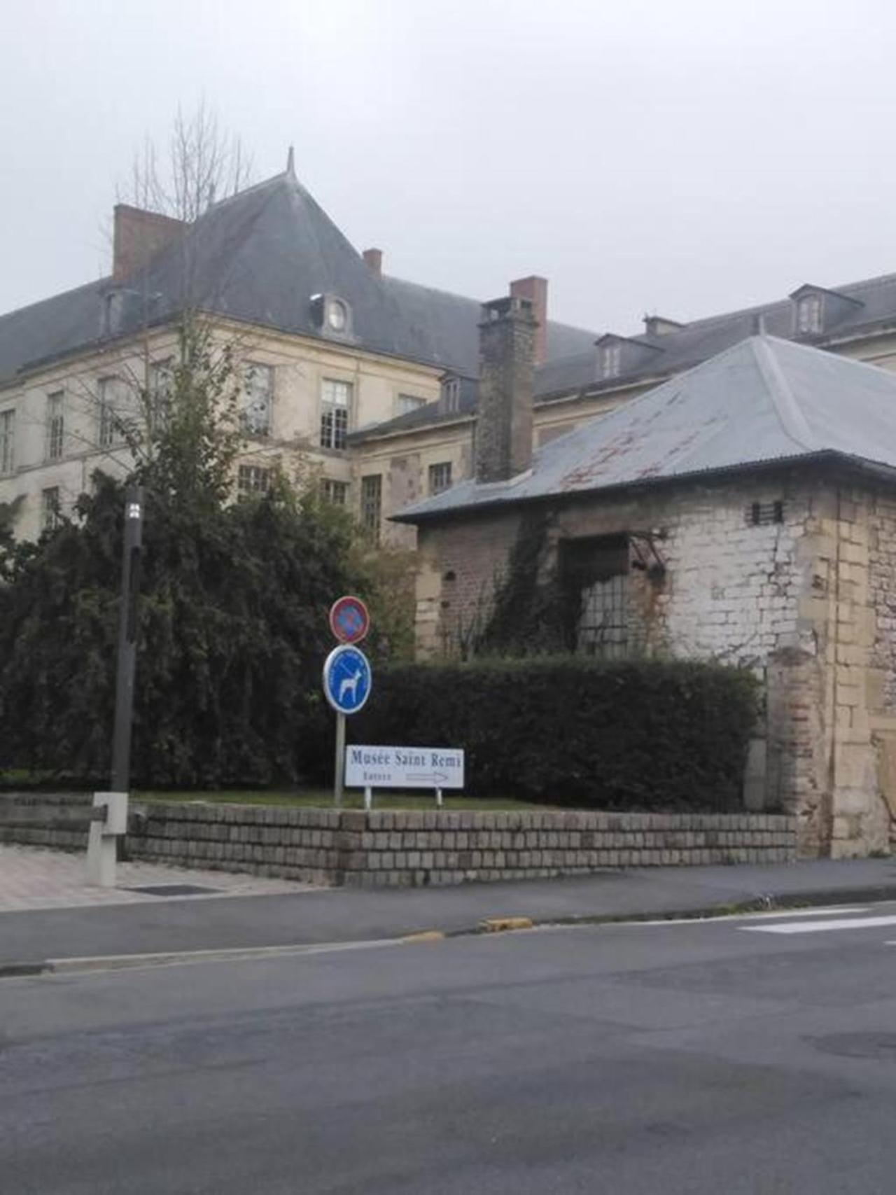 Reims Centre-Ville - 2 Chambres - 6 Personnes Au 1 Er Etage Exterior foto